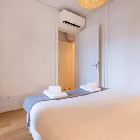 Апартаменти First Avenida Лісабон