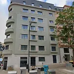Apartamento First Avenida *