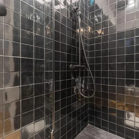 First Avenida Апартаменты *