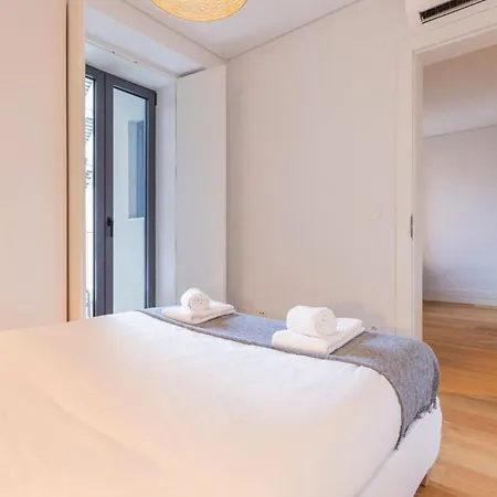 Apartament First Avenida *