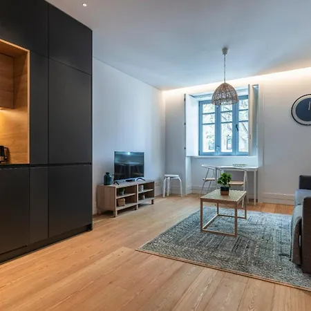 First Avenida Lisboa