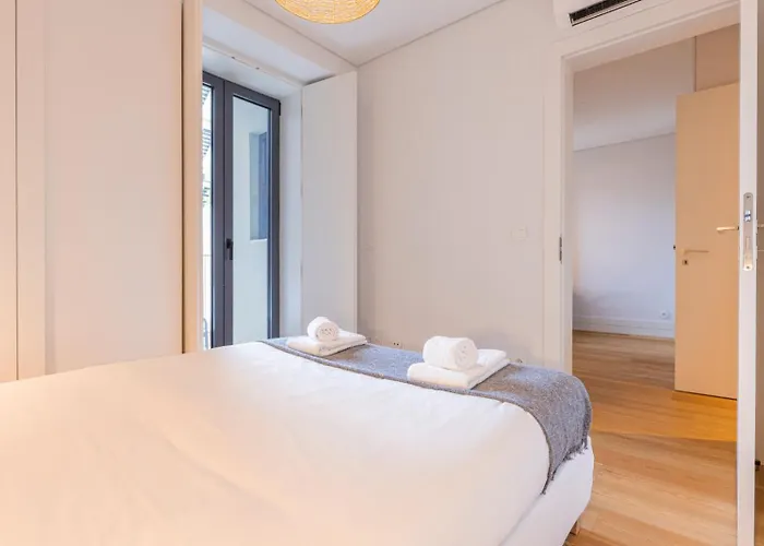 First Avenida Lisboa