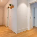 First Avenida Apartamento