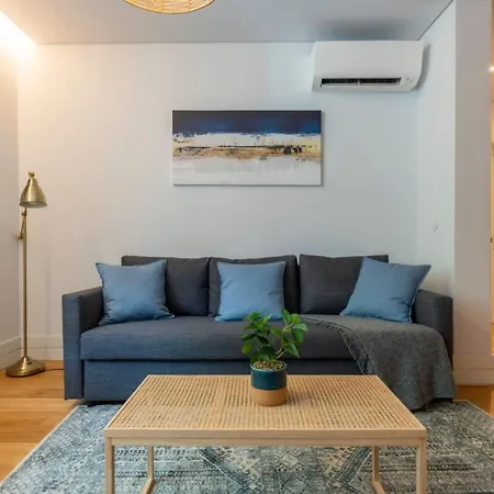 First Avenida Lisboa